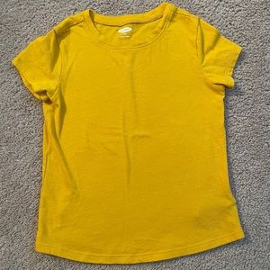 Kids Old Navy Tee (5T)